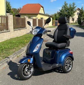 Tříkolový elektrický vozík pro seniory