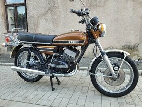 Yamaha RD 250 - 1