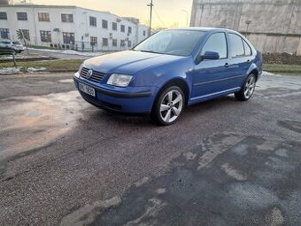 Volkswagen Bora 2.0i 85kw 115koni, R.v 1999