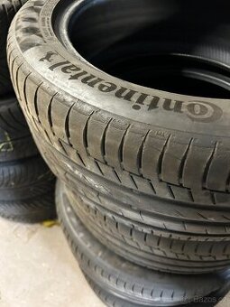 245/45R18