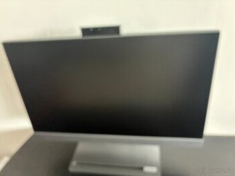 Lenovo All in one PC - 23,8" FullHD, i7-13700