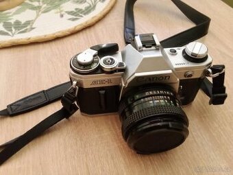 Canon AE-1 - 1