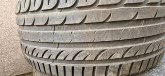 Letni pneu 255/40 r19