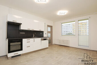 Exkluzivně pronájem bytu 2+kk, po rekonstrukci, 36m2 + lodži