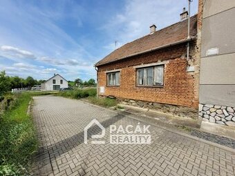 Prodej rodinného domu v Dobrochově s možností stavby dalšího