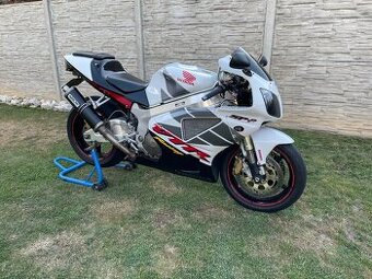 Vtr 1000 sp2