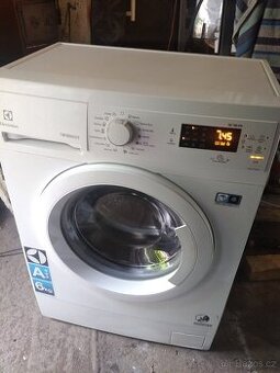 Electrolux, úzká 40cm,6kg,A+++