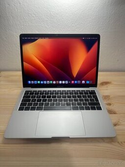 Apple MacBook Pro 2017 256GB i5 8GB RAM