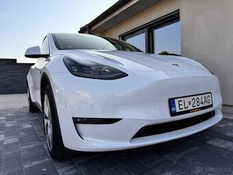 Tesla Model Y Long Range 22