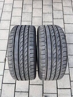 235/40/18