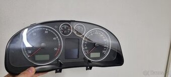 Budíky vw passat b5.5 polodot