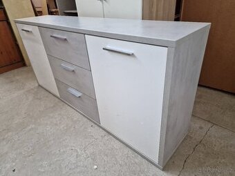 Komoda moderni Lamino 40x190 výška 84 cm