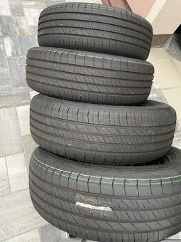 Good Year Efficient Grip 2 SUV