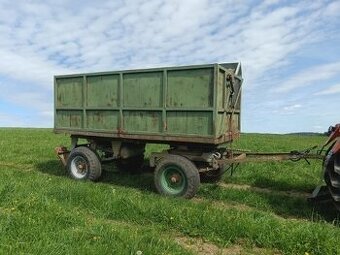 Vlek za traktor bez spz