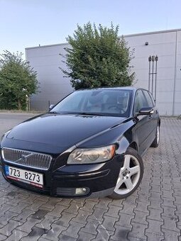 Volvo V 50. 1.6. D. 80 kilovat.
