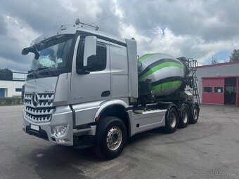 MB Arocs 3245 8x4 domíchávač betonu