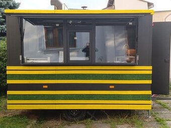 Nový zateplený food truck