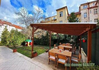 Pronájem 2 bytů 2kk, 45m2  Praha 5, Smíchov, ul. U Santošky 