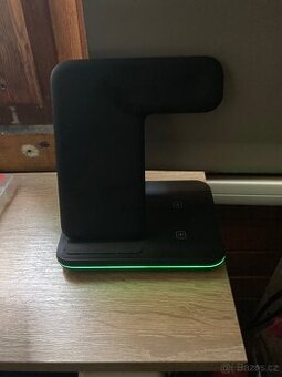 Bezdrát.nabíječka 3v1 – mobil.telefon, hodinky, sluchátka