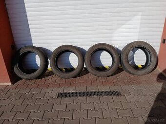 NOKIAN ZIMNÍ 4 KS ROZMĚR 225/55 R17