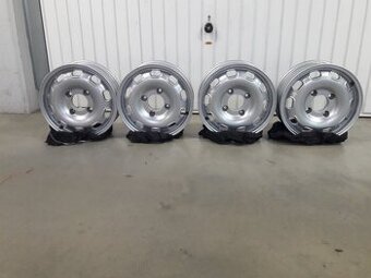 Alu kola Maxilite 5,5x15 4x130 Lancia Flavia