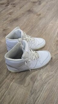 Kotničkové boty Nike