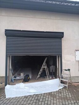 NOVÁ elektrická rolovací garážová vrata – antracit