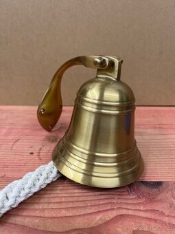 Mosazný lodní zvon