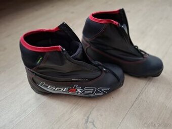 Běžkařské boty, vel. 42