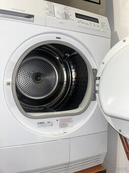 Sušička AEG T75470 AH