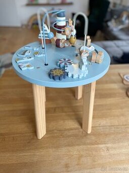 Little Dutch Stolek s aktivitami dřevěný Námořnický záliv