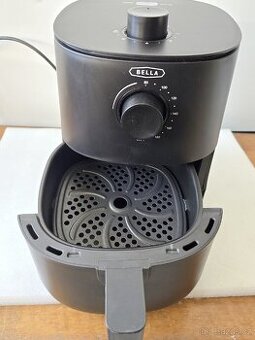 Horkovzdušná fritéza Bella AF 82