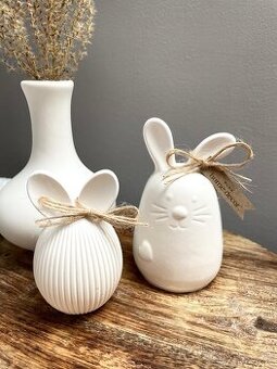 2x velikonoční dekorace zajíčků / 329,- za oba