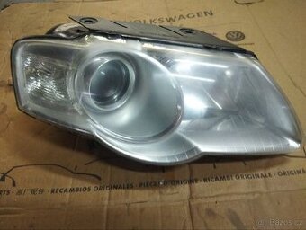 Passat B6 pravé přední světlo