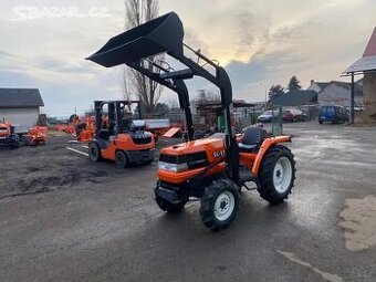 Malotraktor kubota GL27 Grandel S čelním nakladačem 450 kg