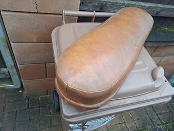 Jawa 50 05 20 21 pionýr - sedlo