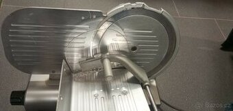 Nářezový kráječ Beckers profi - 250 mm