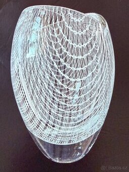 Váza hutní sklo