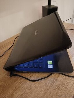 ASUS X556UV – i5, 8 GB RAM