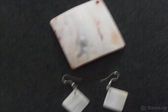 náušnice přívěšek