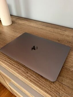 Apple MacBook Air M1