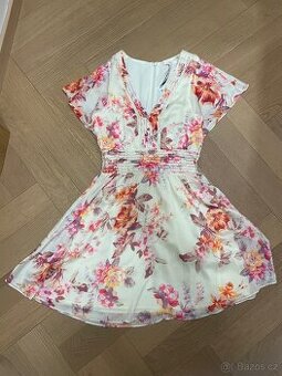 Květinové šaty GUESS