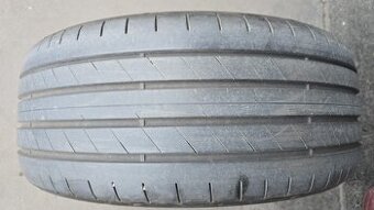 Letní pneumatika 235/40/19 Good Year