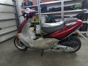 Skútr Hyosung 50 CCM