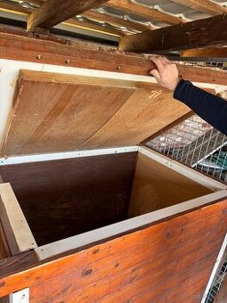 Bytelná psí bouda