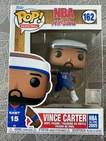 Nové figurky F. Pop -Vince Carter (162), LeBron James (1182)