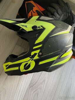 Motokrosové oblečení, MX brýle, MX helma, MX kalhoty