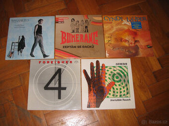 LP vinyly = Cyndi Lauper, Foreigner, Beat-Line 1958 a jiné.