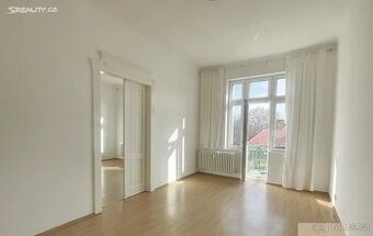 3+kk + balkon , 90m2, po rek.u metra Hradčanská