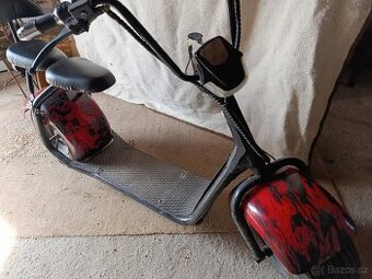 Elektrochopper elektrokoloběžka
